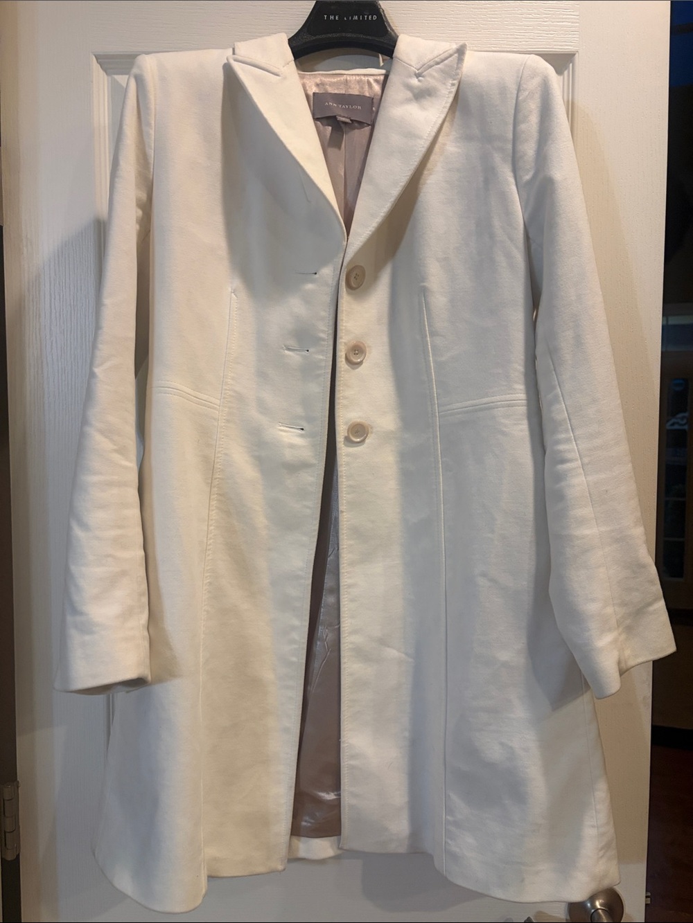 Ann Taylor Off-White Tailored Single-Breasted Coat